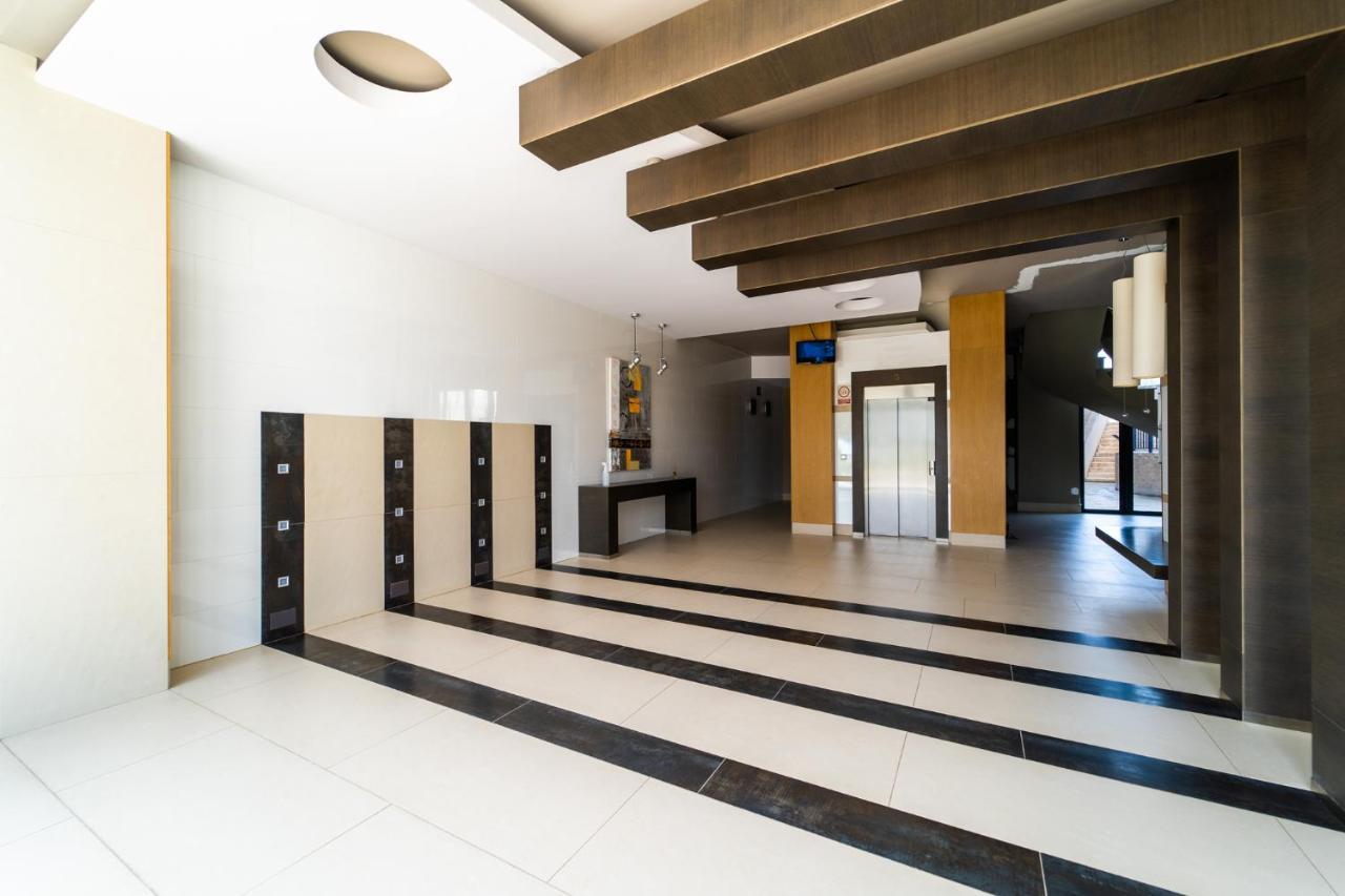 Primera Linea De Mar Con Piscina, Gimnasio Y Parking 2 Hab Y 2 Banos 빌라조요사 외부 사진